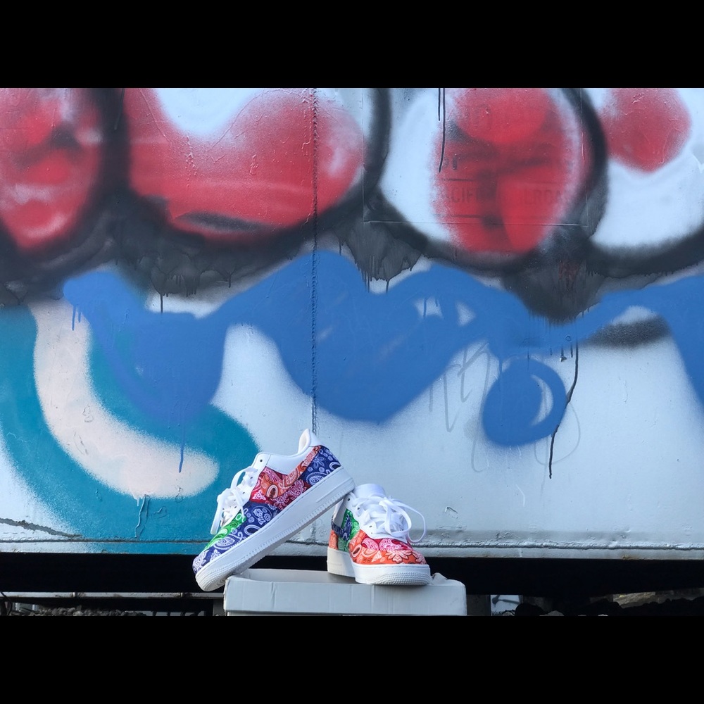Air Force 1 - Picture 3 of 7